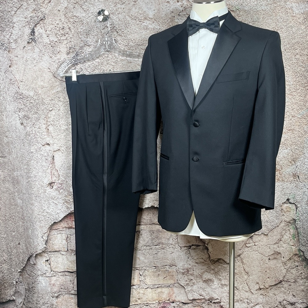 Jones New York Men 40R 32x31 Black Two Button Closure Wool Two Piece Tuxedo Suit
